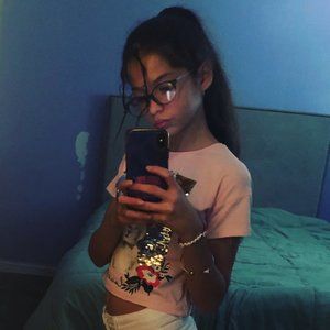 Meet your Posher, Vicky